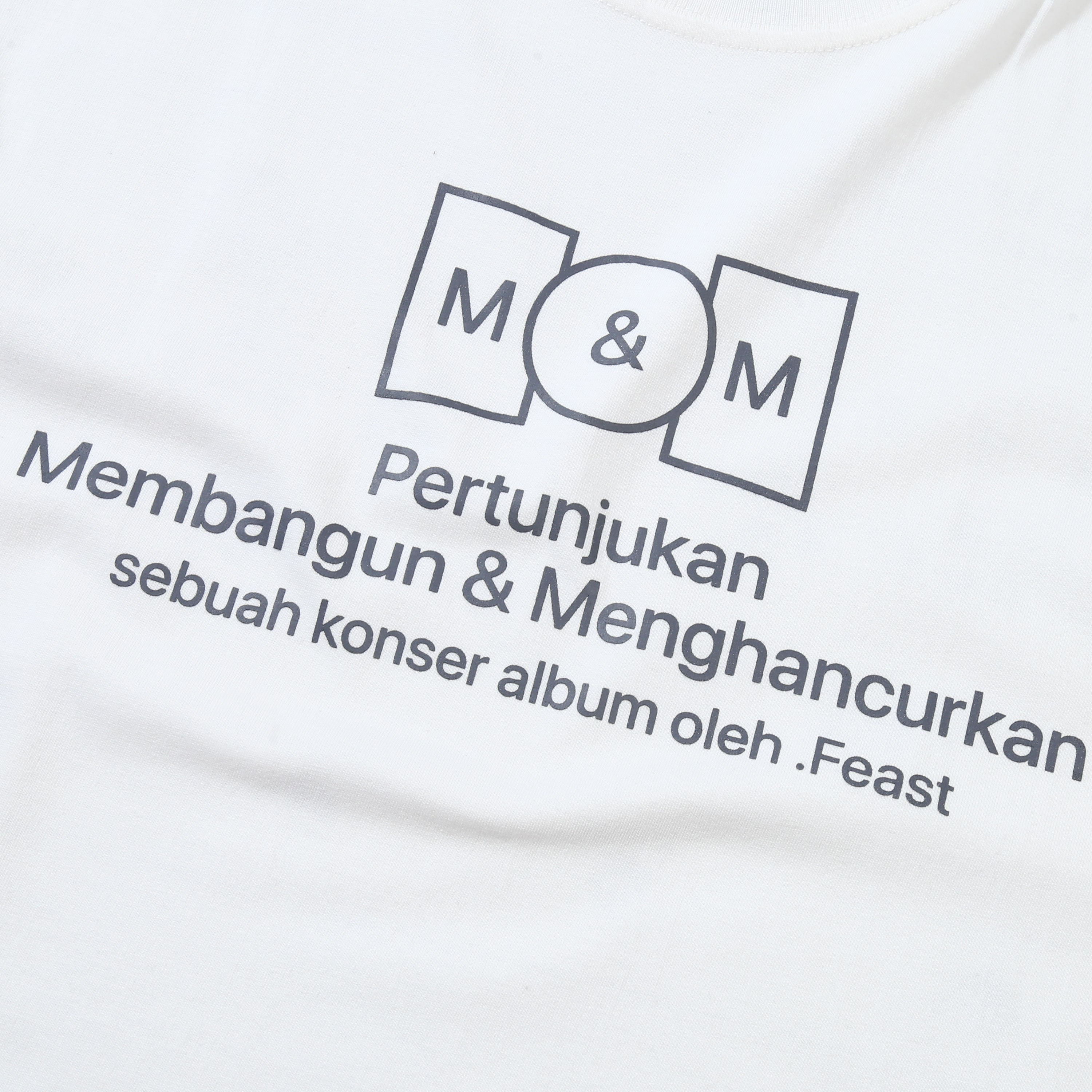 .Feast - Blocking - T-shirt - Broken White