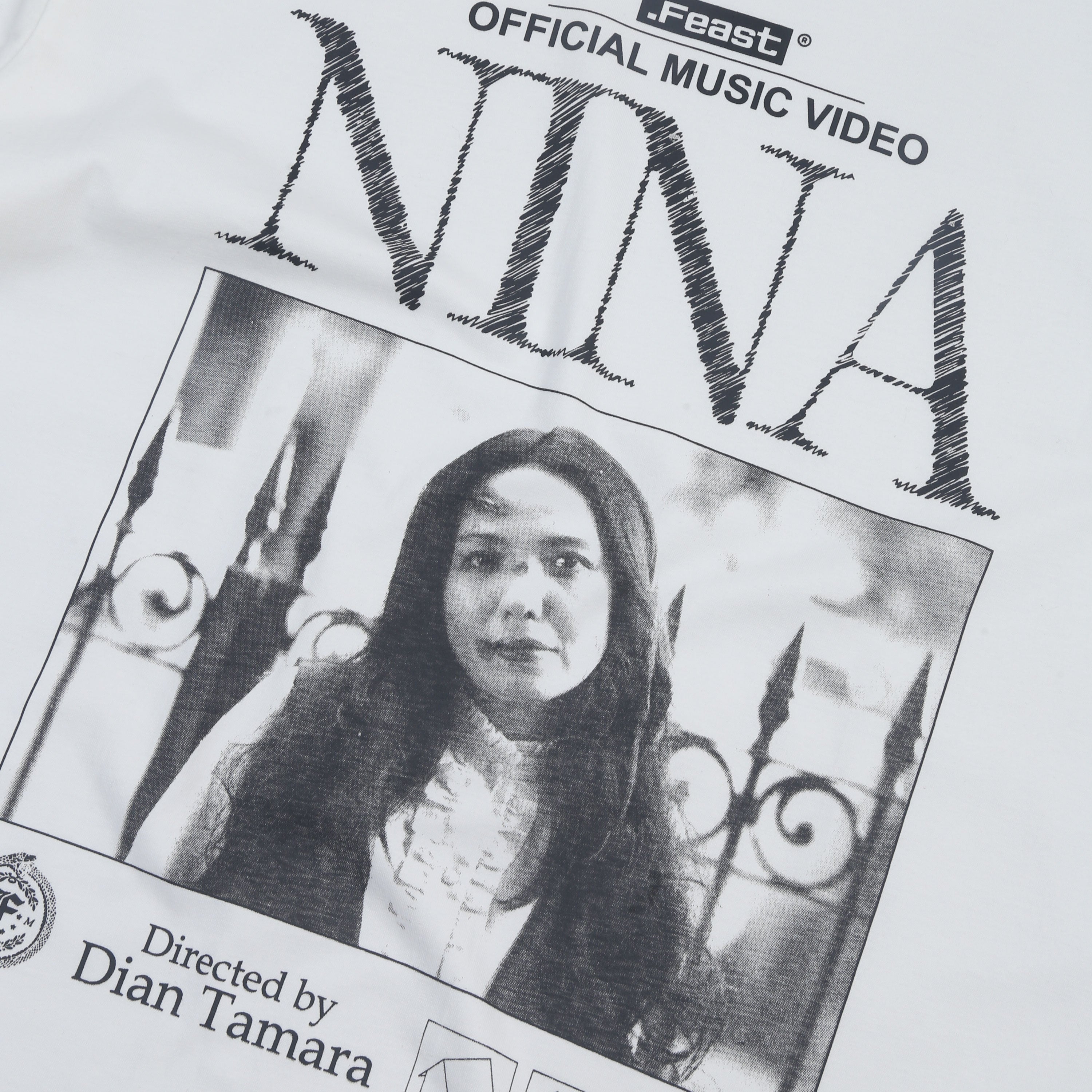 .Feast - Nina MV - T-shirt - Broken White
