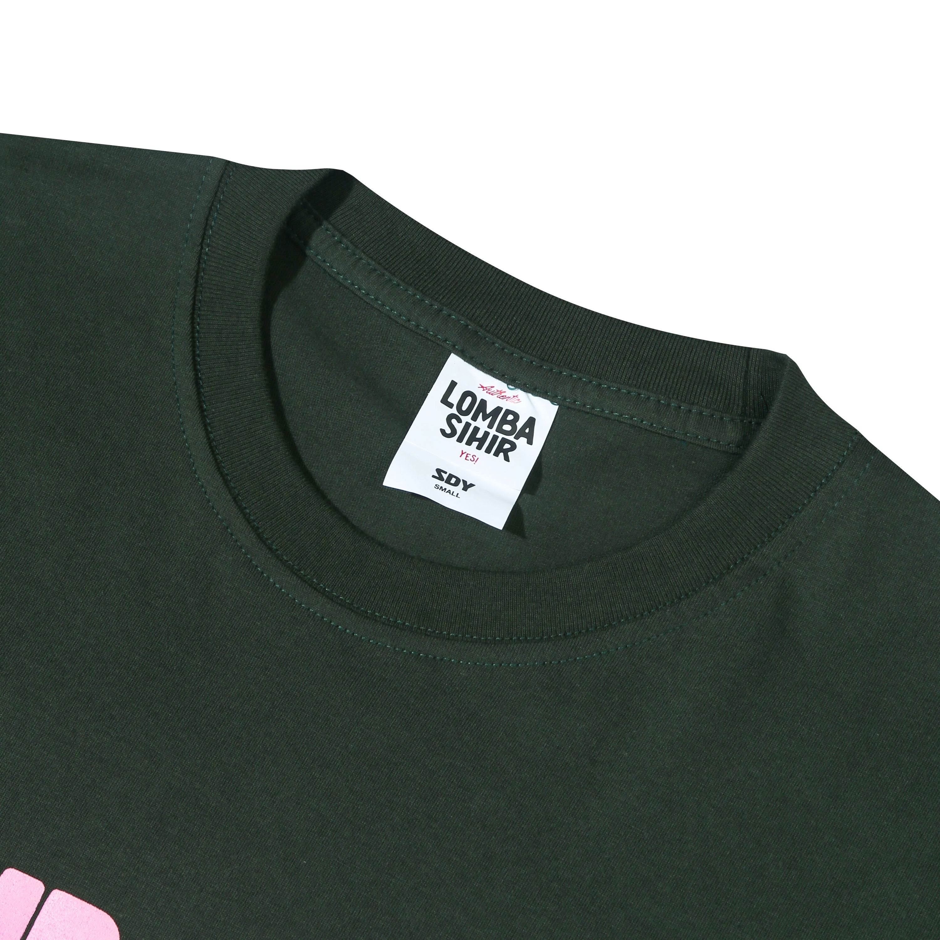 Lomba Sihir - Who's Winning? - T-shirt - Sycamore