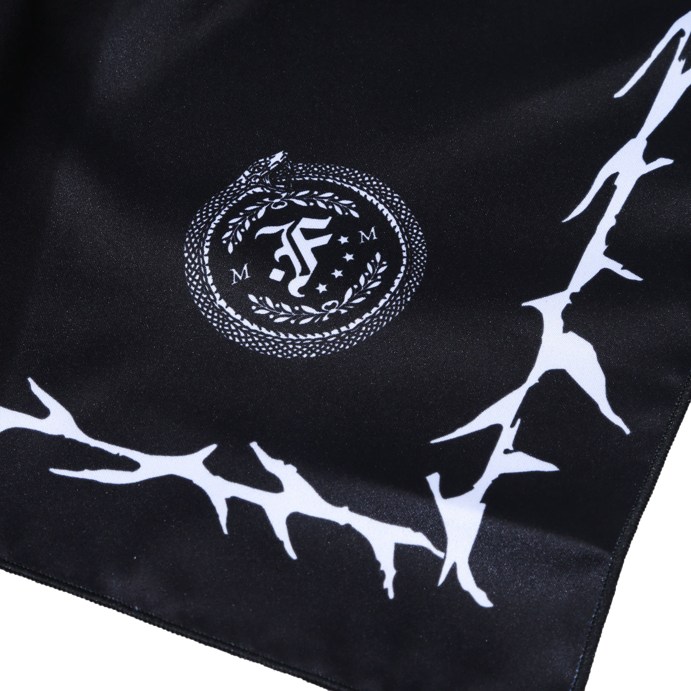 .Feast - Ouroboros - Scarf - Black — size chart