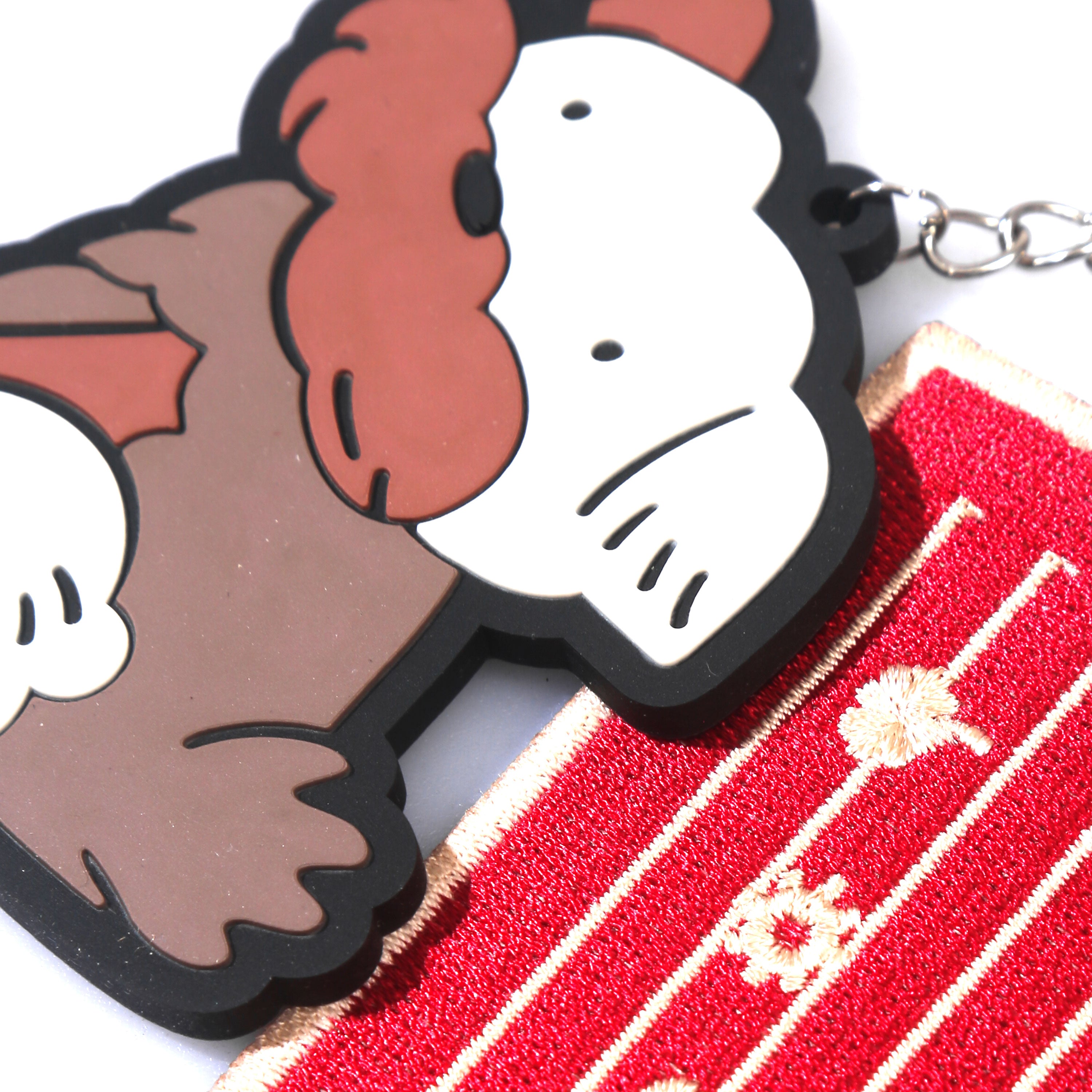 Lomba Sihir - Whisky - Keychain - Maroon